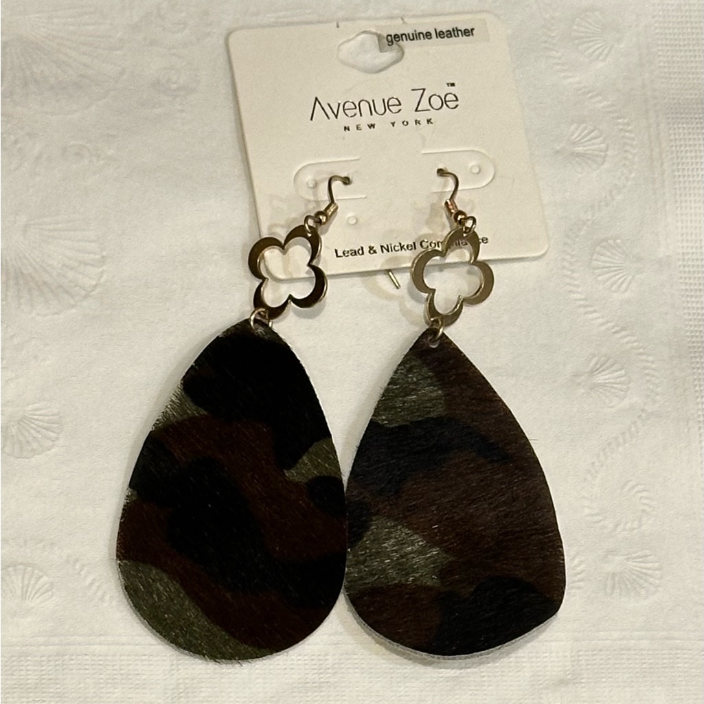 Avenue Zo Camouflage Teardrop Earrings 10$